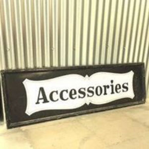 Accesories section